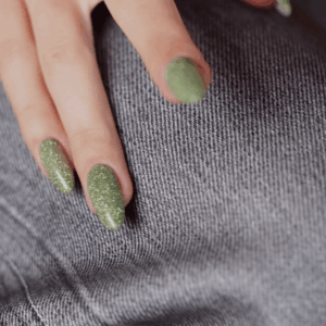 Emeraldo – gelinis lakas 7 ml - Image 5