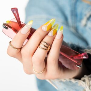 Hello Yellow – gelinis lakas 7 ml - Image 5