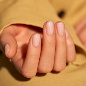Ideales – gelinio lako bazė su blizgučiais 7 ml - Image 6